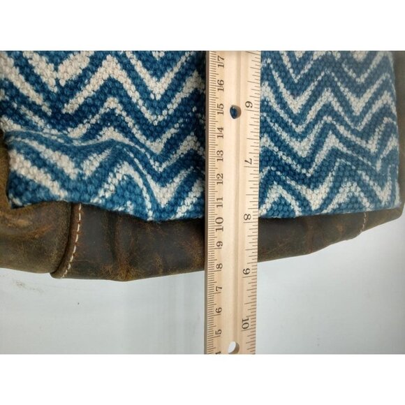 Chevron Pattern Crossbody Bag With Leather Trim & Adjustable Strap - Myra Bag - Picture 4 of 8